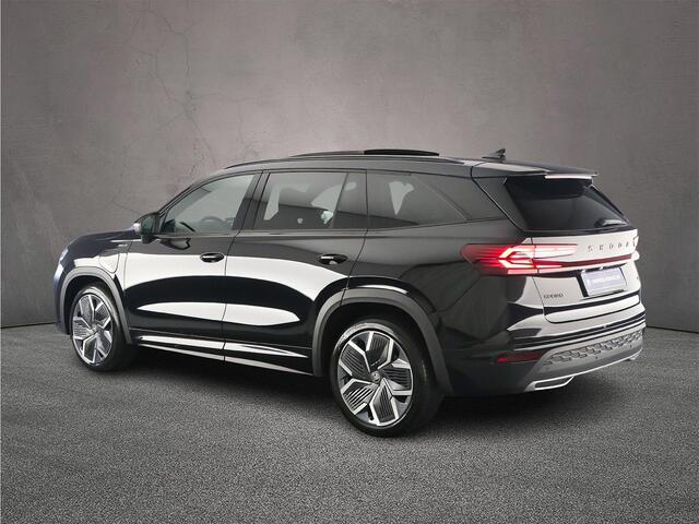 Skoda Kodiaq Sportline Business 1.5 TSI PHEV 204pk DSG Automaat Trekhaak, Panoramadak, Achteruitrijcamera, Verwarmde voorruit, Adaptive cruise control, LED matrix koplampen