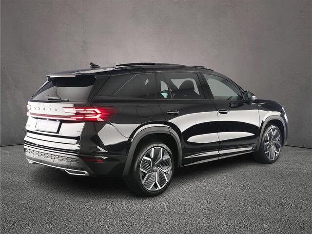Skoda Kodiaq Sportline Business 1.5 TSI PHEV 204pk DSG Automaat Trekhaak, Panoramadak, Achteruitrijcamera, Verwarmde voorruit, Adaptive cruise control, LED matrix koplampen