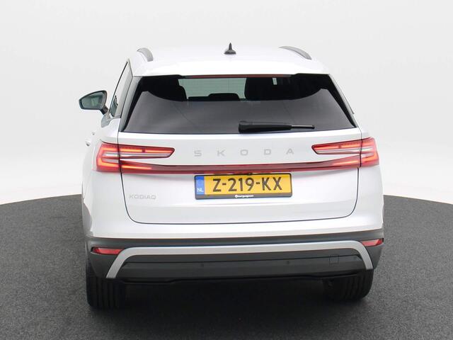 Skoda Kodiaq Business Edition 1.5 TSi 150 Pk Automaat | Full LED Matrix | Adaptive cruise control | Achteruitrijcamera | Stoelverwarming | 30.456 Km!!