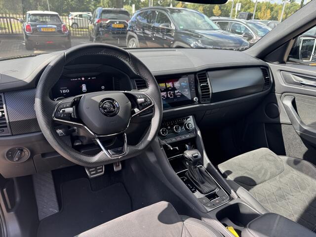 Skoda Kodiaq 1.5 TSI Sportline Business / Trekhaak / Camera / 20'' / Keyless / Navigatie / Matrix LED / DAB / Stoelverwarming / Cruise Control