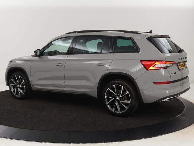 Skoda Kodiaq 2.0 TDI 4x4 Sportline | Panoramadak | 7-persoons | Stoel & Stuurverwarming | Trekhaak | LED | Automaat | Navigatie | Climate controle | Adaptive Cruise | Camera | Memory seats