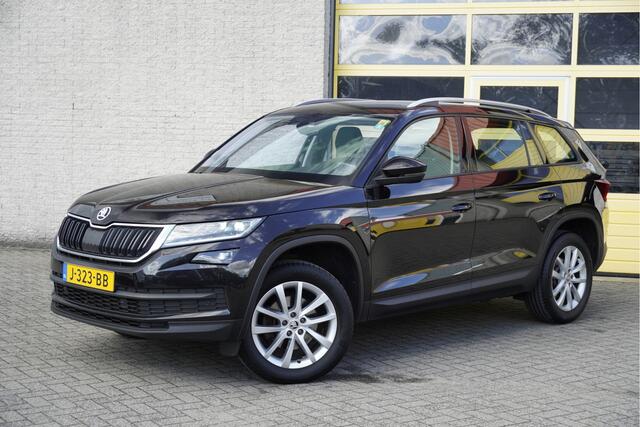 Skoda Kodiaq 1.5 TSI 150PK! Business Edition BJ2020 Lmv 18" | Led | Pdc | Navi | Verwarmd voorruit | Achteruitrijcamera | App-Connect | Climate control | Cruise control | Verwarmde voorstoelen | Getint glas