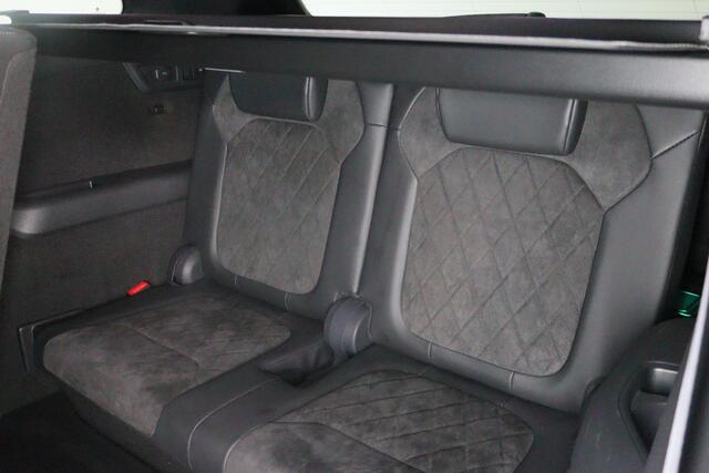 Skoda Kodiaq 1.5 TSI Sportline Business, 7-Persoons, Trekhaak, Panoramadak, Memory stoelen,