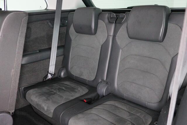 Skoda Kodiaq 1.5 TSI Limited Business Edition 7-Persoons, Trekhaak, Panoramadak,