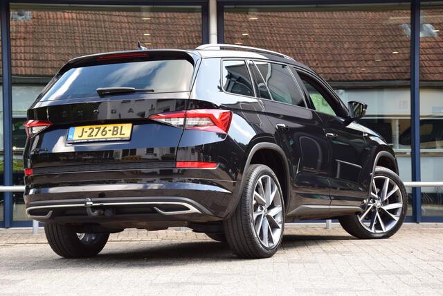 Skoda Kodiaq 1.5 TSI 150PK Sportline Business DSG Automaat | incl. BOVAG Garantie | Org. NL | Trekhaak | Virtual Cockpit | Stoelverwarming | Camera | 20'' Velgen | Adaptive Cruise Control | Elektrische Kofferklep |