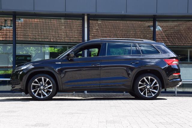 Skoda Kodiaq 1.5 TSI 150PK Sportline Business DSG Automaat | incl. BOVAG Garantie | Org. NL | Trekhaak | Virtual Cockpit | Stoelverwarming | Camera | 20'' Velgen | Adaptive Cruise Control | Elektrische Kofferklep |