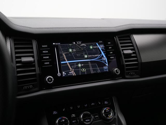 Skoda Kodiaq 1.5 TSI 150 pk DSG Sportline Business | Geheugenstoel | Leder/alcantara | Matrix LED | Achteruitrijcamera | Navigatie