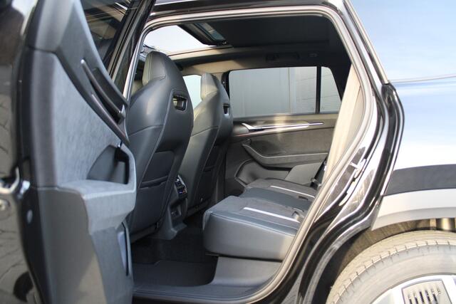 Skoda Kodiaq 1.5 TSI PHEV Sportline Business - Pano - Trekhaak - Stoel/Stuurverwarming - ACC - Canton - Navi - Camera - Blindspot - Keyless - Rijklaar