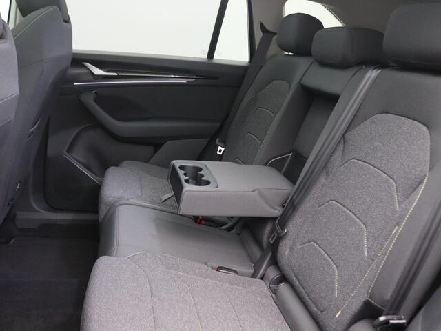 Skoda Kodiaq 1.5 TSI PHEV Business Edition Plus 204PK DSG Pano-Schuifdak, Trekhaak, Side Assist, Virtual Pedal, Memorystoel, Winterpakket, Keyless, Achteruitrijcamera, 19" LM Velgen