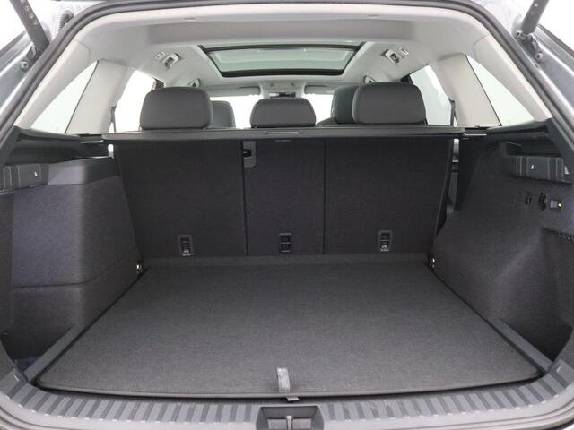 Skoda Kodiaq 1.5 TSI PHEV Business Edition Plus 204PK DSG Pano-Schuifdak, Trekhaak, Side Assist, Virtual Pedal, Memorystoel, Winterpakket, Keyless, Achteruitrijcamera, 19" LM Velgen