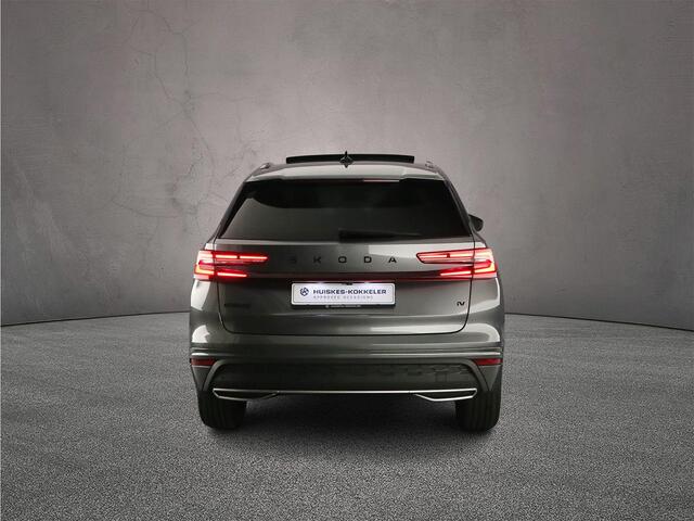 Skoda Kodiaq Sportline Business 1.5 TSI PHEV 204pk DSG Automaat Trekhaak, Panoramadak, Elektrische achterklep, Adaptive cruise control, Achteruitrijcamera, LED matrix koplampen