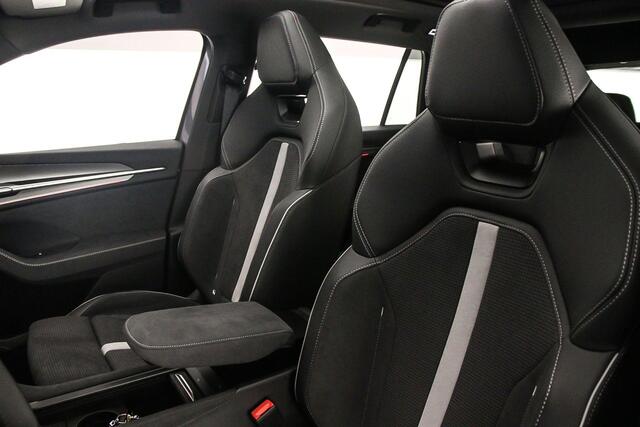 Skoda Kodiaq Sportline Business 1.5 TSI PHEV 204pk DSG Automaat Trekhaak, Panoramadak, Adaptive cruise control, Elektrische achterklep, LED matrix koplampen