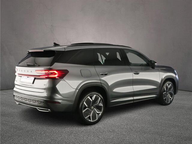 Skoda Kodiaq Sportline Business 1.5 TSI PHEV 204pk DSG Automaat Trekhaak, Panoramadak, Adaptive cruise control, Elektrische achterklep, LED matrix koplampen