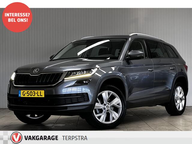 Skoda Kodiaq 1.5 TSI Limited Business Edition/ Trekhaak/ Camera/ LED Koplampen/ LEDER-Alcantara/ Audio-Premium/ Apple + Android/ Keyless/ DAB+/ PDC V+A/ Extra Getint glas/ Ambient Light.