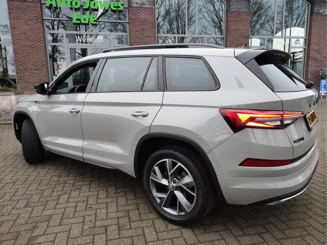 Skoda Kodiaq 1.5 TSI DSG Sportline 7pers. Panoramadak - Adaptieve Cr.control -3e Zitrij - Elektrische achterklep