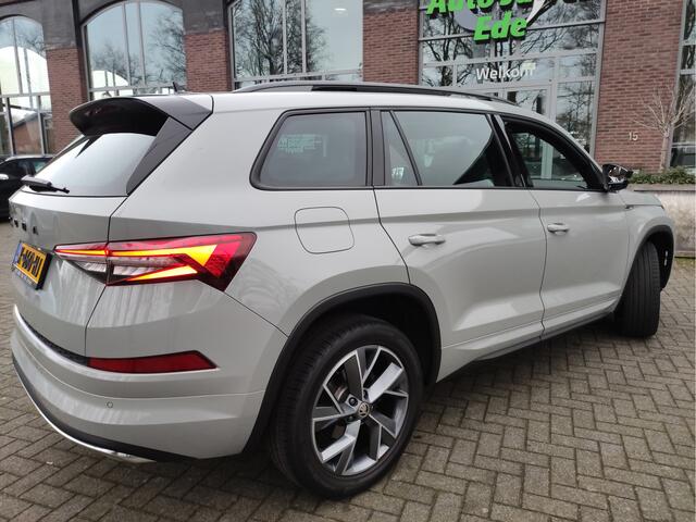 Skoda Kodiaq 1.5 TSI DSG Sportline 7pers. Panoramadak - Adaptieve Cr.control -3e Zitrij - Elektrische achterklep