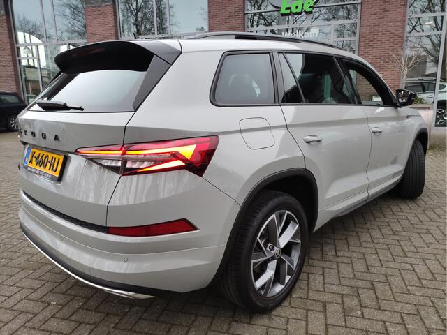 Skoda Kodiaq 1.5 TSI DSG Sportline 7pers. Panoramadak - Adaptieve Cr.control -3e Zitrij - Elektrische achterklep
