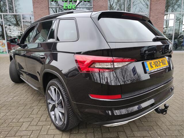 Skoda Kodiaq 1.5 TSI DSG Sportline Business Panoramadak - Wegklapbare trekhaak - Premium audio - 20Inch LMV - Elektrische achterklep - Stoel+Stuurverwarming