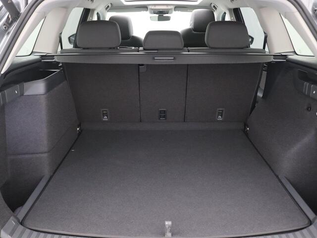 Skoda Kodiaq 1.5 TSI PHEV Business Edition 204PK DSG Pano-Schuifdak, Trekhaak, Side Assist, Virtual Pedal, Elek. Bestuurdersstoel, Keyless, Achteruitrijcamera, 19" LM Velgen