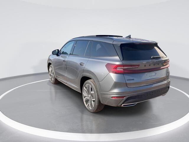 Skoda Kodiaq 1.5TSI/204PK DSG PHEV Sportline Business · Trekhaak · Panoramadak · Camera + Parkeersensoren · Fabrieksgarantie t/m Februari 2030 of 60.000KM