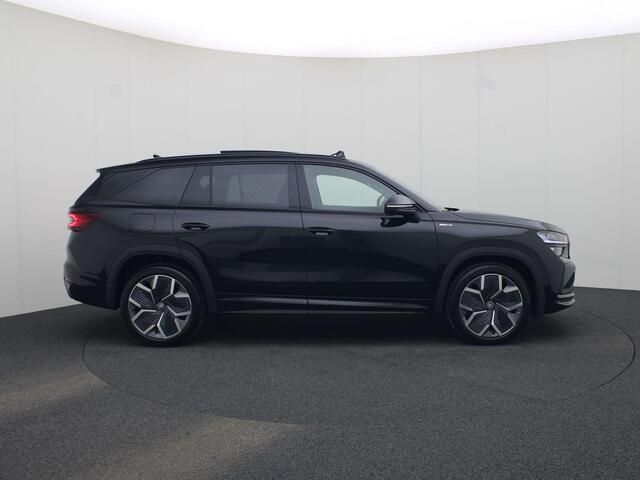 Skoda Kodiaq 1.5TSI/150PK PHEV Sportline DSG · Trekhaak · Panoramadak · Camera + Parkeersensoren · Garantie t/m 24-02-2030 of 60.000KM