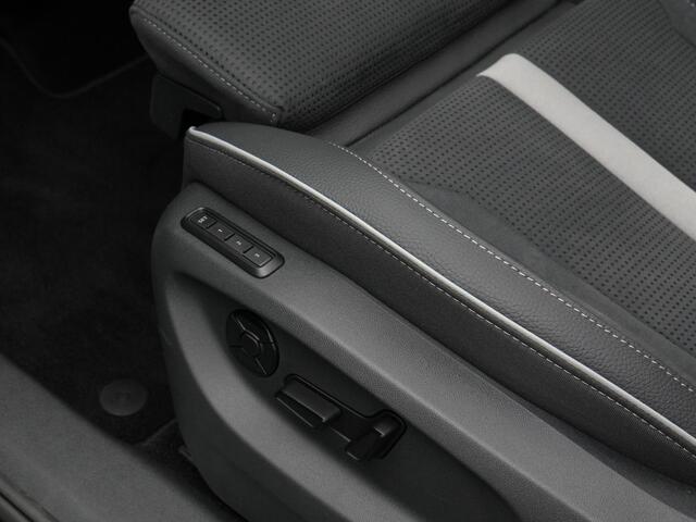 Skoda Kodiaq 1.5 TSI 204 pk PHEV Sportline Business | Panoramadak | Geheugenstoelen | Matrix LED | Achteruitrijcamera | Navigatie | Canton | Keyless