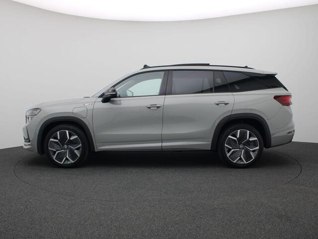 Skoda Kodiaq 1.5 TSI PHEV Sportline Business 204PK DSG Pano-schuifdak, matrix led, trekhaak, Canton sound, adaptive cruise, side assist, stoelverwarming voor & achter, stuurwielverwarming, keyless, alarm, 20" lichtmetaal
