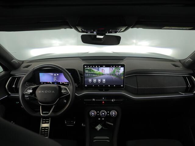 Skoda Kodiaq 1.5 TSI PHEV Sportline Business 204 pk Automaat (DSG) | Verlengde garantie | Navigatie | Trekhaak (wegklapbaar) | Achteruitrijverwarming | Stoelverwarming v/a |