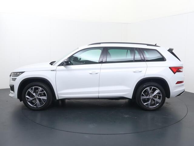 Skoda Kodiaq 1.5 TSI Sportline Business | 150 PK | Automaat | Adaptive cruise control | Matrix LD koplampen | Stoelverwarming | Navigatiesysteem | 19" LM velgen |
