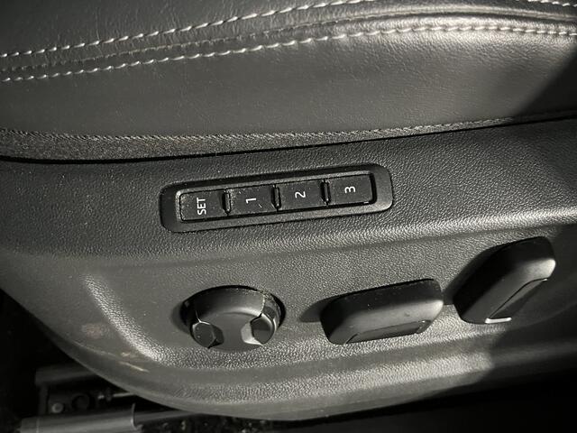 Skoda Kodiaq 1.5 TSI Style / AUTOMAAT/ TREKHAAK/ 18" LMV/ KEYLESS/ DIGITAL DASH/ CRUISE/ NAVI/ SMARTLINK/ CLIMA/ STOELVERWARM./ PARK. SENSOREN