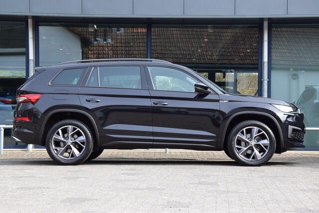 Skoda Kodiaq 1.5 TSI 150PK Sportline Business DSG Automaat | Org. NL | BOVAG Garantie | Trekhaak | Lederen Interieur | 19'' Velgen | Camera | Matrix LED | Virtual Cockpit | El. Kofferklep |