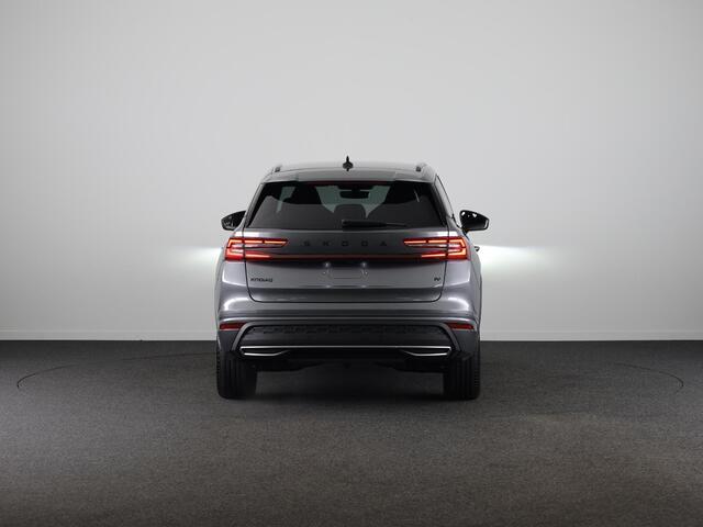 Skoda Kodiaq Sportline Business PHEV 1.5 TSI 204 pk | Trekhaak | Blind Spot | Adaptive Cruise | Stoelverwarming | Camera | Light & View