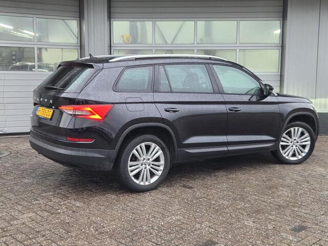 Skoda Kodiaq 1.5 TSI Limited Business Edition, 7-Persoons, ACC, Camera, Nette en frisse auto! Alcantara/leder,