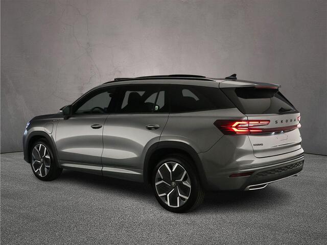 Skoda Kodiaq Sportline Business 1.5 TSI PHEV 204pk DSG Automaat Trekhaak, Panoramadak, Adaptive cruise control, Achteruitrijcamera, LED matrix koplampen