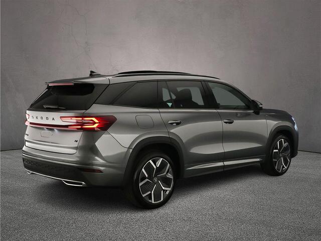 Skoda Kodiaq Sportline Business 1.5 TSI PHEV 204pk DSG Automaat Trekhaak, Panoramadak, Adaptive cruise control, Achteruitrijcamera, LED matrix koplampen