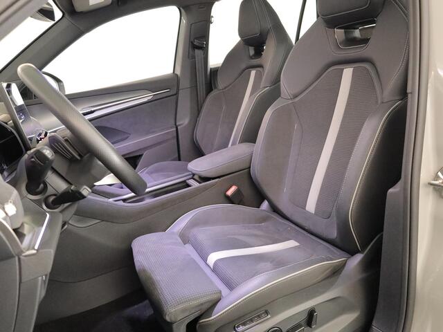 Skoda Kodiaq 1.5 TSI PHEV Sportline Business 204 pk Automaat (DSG) | Verlengde garantie | Navigatie | Panoramadak | Trekhaak (wegklapbaar) | Parkeersensoren | Achteruitrijcamera | Stoelverwarming v/a |