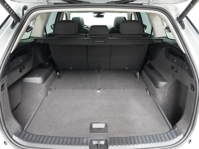 Skoda Kodiaq 1.5 TSI MHEV Business Edition 7p. | Panoramadak | Camera | 19" | Trekhaak | Memory 236