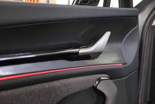 Skoda Kodiaq 1.5 TSI MHEV Business Edition 7-Persoons Panoramadak, Trekhaak, ACC, LED, Memory