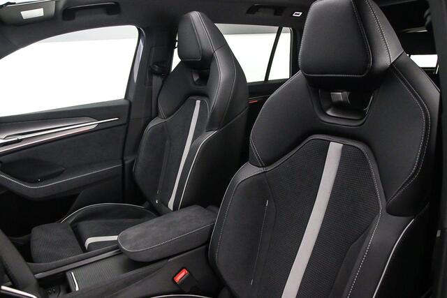 Skoda Kodiaq Sportline Business 1.5 TSI PHEV 204pk DSG Automaat Trekhaak, Panoramadak, Adaptive cruise control, Elektrische achterklep, LED matrix koplampen, Achteruitrijcamera