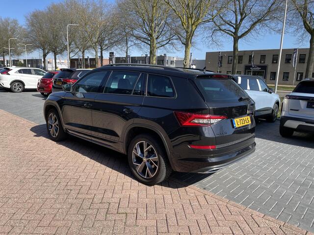 Skoda Kodiaq 1.5 TSI Sportline Business 7p. Automaat 150PK | Schuifkanteldak | Stoelverwarming | Adaptieve Cruise Control | Memory seats | Elek Achterklep |