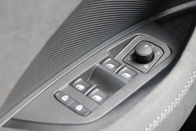 Skoda Kodiaq 1.5 TSI PHEV Sportline Business 204pk DSG6 | Pano | HUD | 360 | Trekhaak