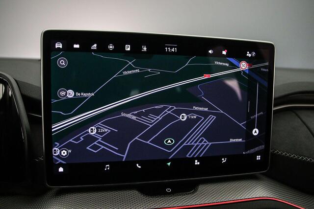 Skoda Kodiaq Sportline Business 1.5 TSI PHEV 204pk DSG Automaat Trekhaak, Panoramadak, Elektrische achterklep, LED matrix koplampen, Adaptive cruise control, Achteruitrijcamera