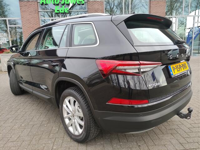 Skoda Kodiaq 1.5 TSI DSG Business Edition Plus Wegklapbare trekhaak - Panoramadak - Adaptieve Cr.control - Elektrische achterklep