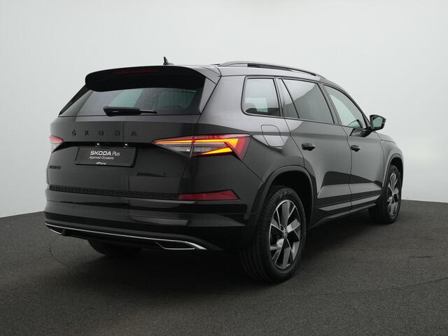 Skoda Kodiaq 1.5 TSI 150 pk DSG Sportline Business | Panoramadak | Trekhaak | Matrix LED | Canton Sound | Achteruitrijcamera | Elektrische achterklep | Stuur-/stoelverwarming