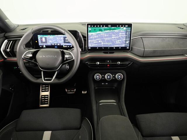 Skoda Kodiaq Sportline Business PHEV 1.5 TSI 204pk DSG | Panoramadak | Wegklapbare trekhaak | 20 inch lichtmetalen velgen| Winter pakket | Verwarmbare vooruit