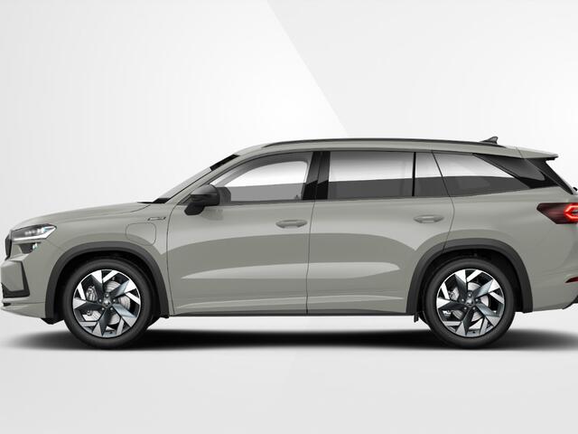 Skoda Kodiaq Sportline Business 1.5 TSI PHEV 150 kW / 204 PK | Steel Grey | 19'' tirsuli aero velgen | Trekhaak wegklapbaar
