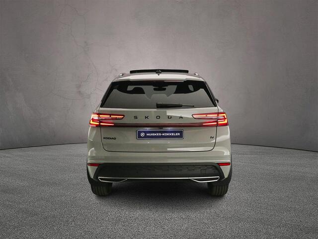 Skoda Kodiaq Sportline Business 1.5 TSI PHEV 204pk DSG Automaat Trekhaak, Panoramadak, Adaptive cruise control, Elektrische achterklep, LED matrix koplampen