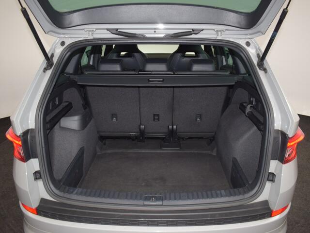 Skoda Kodiaq 1.5 TSI Sportline Business | Virtual o Alcantara o CarPlay o LED