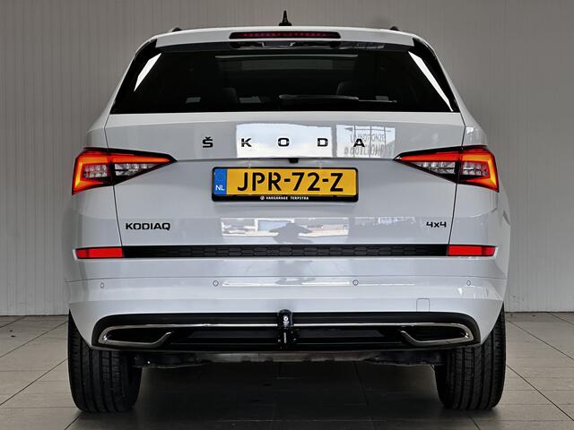 Skoda Kodiaq 2.0 TSI 4x4 Sportline Business/ 191pk!/ Trekhaak/ 19'' LMV/ Keyless/ Camera/ Virtual Cockpit/ Sportstoelen/ Panorama-Dak/ elek. Stoelen + Memory/ Stoelverw./ Apple + Android/ LED Koplampen/ Dode-HOEK./ Adaptive Cruise.