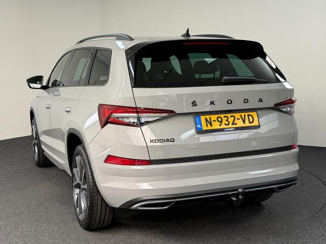 Skoda Kodiaq 1.5 TSI Sportline Business Camera/ PDC / Verw. Stuur & Stoelen / Afn Trekhaak / Carplay / Navi / 20 inch